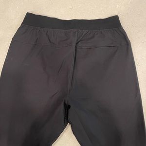 LULULEMON JOGGERS